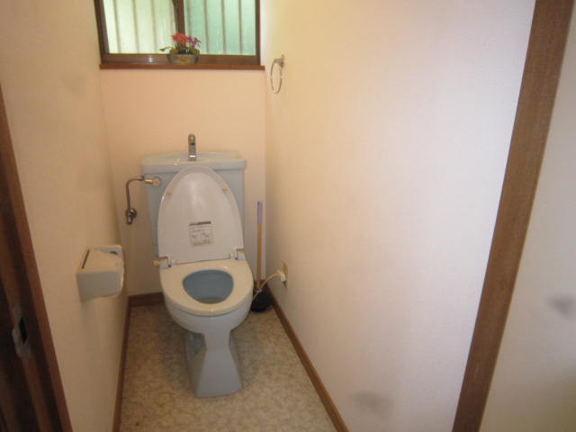 トイレは水洗です。