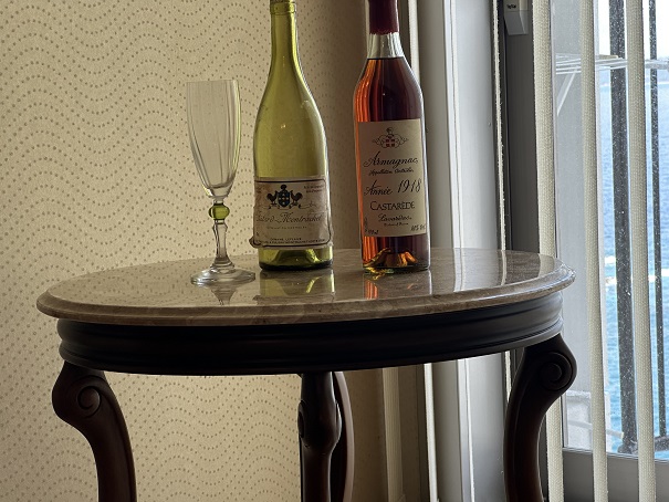 超高級なワインも置いてました。