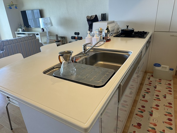 使い勝手の良さそうなアイランドキッチン。 